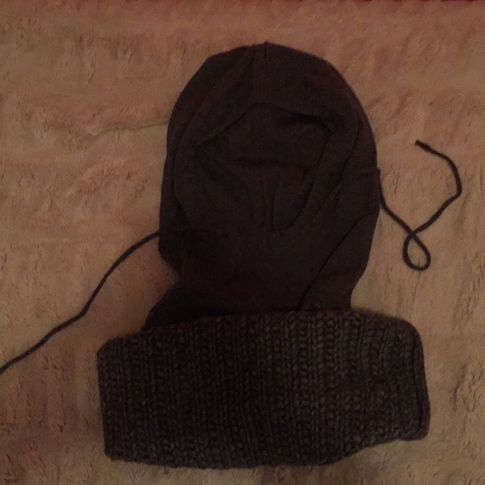 Dolce & Gabbana Hood scarf